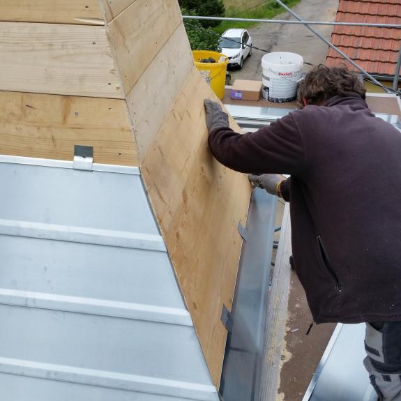 Réfection d'une toiture de chapelle